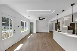 733 Pegg Rd SW, Atlanta, GA 30315 - Photo 9