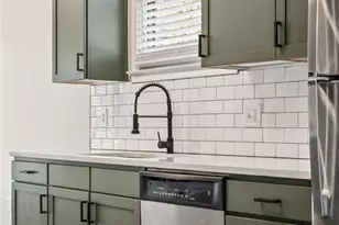 1784 Hollingsworth Blvd NW, Atlanta, GA 30318 - Photo 27