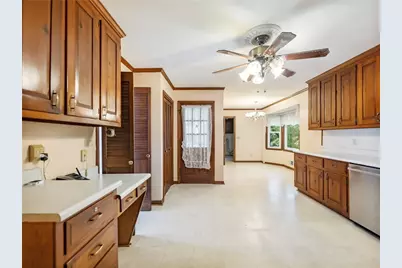 654 Grove Parkway SE, Marietta, GA 30067 - Photo 11