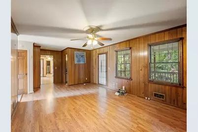 654 Grove Parkway SE, Marietta, GA 30067 - Photo 9