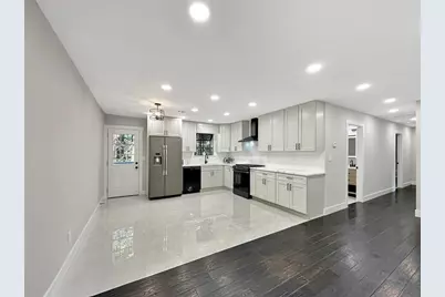 2555 Rexs Place, Buford, GA 30519 - Photo 3