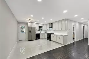 2555 Rexs Pl, Buford, GA 30519 - Photo 3