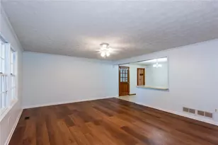 60 Knights Cir, Covington, GA 30016 - Photo 7