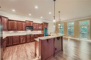 10421 Park Walk Point, Johns Creek, GA 30022 - Photo 9