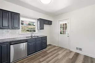 2564 Riggs Dr, Atlanta, GA 30344 - Photo 3