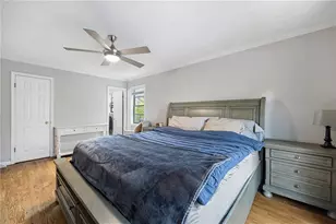 2076 Lake Ridge Terrace, Lawrenceville, GA 30043 - Photo 15