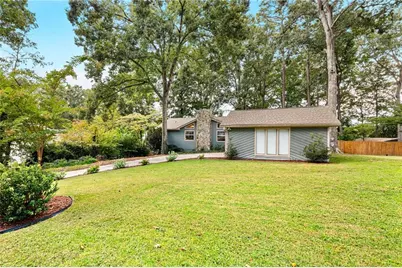 2076 Lake Ridge Terrace, Lawrenceville, GA 30043 - Photo 25