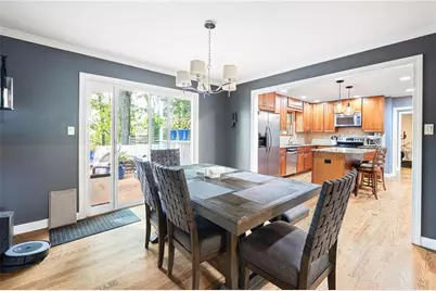 2076 Lake Ridge Terrace, Lawrenceville, GA 30043 - Photo 9