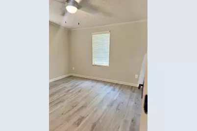 26 Skyland Drive W, Locust Grove, GA 30248 - Photo 15