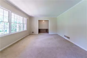 4526 Sims Ct, Tucker, GA 30084 - Photo 9