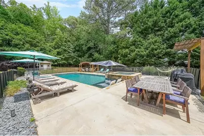 4135 Creekwood Drive, Cumming, GA 30041 - Photo 41