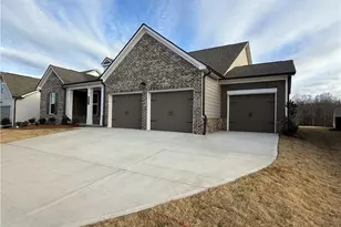 5251 Baymont Dr, Gainesville, GA 30507 - Photo 3