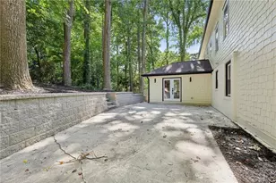 2423 Melinda Dr NE, Atlanta, GA 30345 - Photo 71