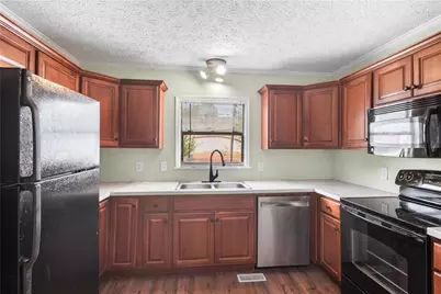 2051 College Avenue NE #A, Atlanta, GA 30317 - Photo 11