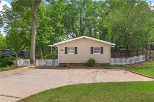 2051 College Ave NE, Atlanta, GA 30317 - Photo 3