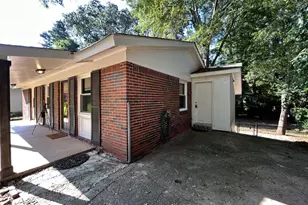 898 Verona Dr, Clarkston, GA 30021 - Photo 31