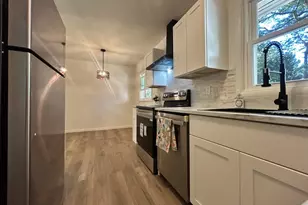 898 Verona Dr, Clarkston, GA 30021 - Photo 11