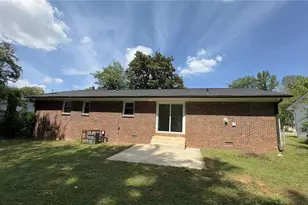 4105 Emerald Lake Dr, Decatur, GA 30035 - Photo 15