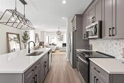 1969 Hollywood Road NW #17, Atlanta, GA 30318 - Photo 17