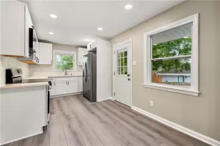 1024 Magnolia Dr SE, Smyrna, GA 30082 - Photo 7