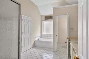 1366 Brookhaven Village Cir NE, Atlanta, GA 30319 - Photo 25