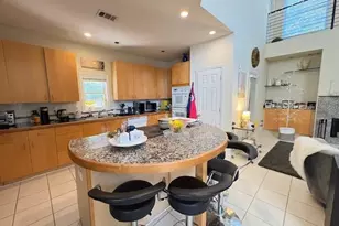 1366 Brookhaven Village Cir NE, Atlanta, GA 30319 - Photo 23