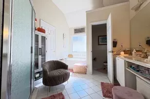 1366 Brookhaven Village Cir NE, Atlanta, GA 30319 - Photo 31