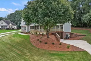 64 Cassidy Cove, Jefferson, GA 30549 - Photo 3