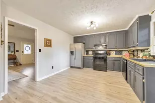 307 Queensbury Walk, Acworth, GA 30102 - Photo 9