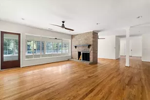 2410 Rugby Ave, Atlanta, GA 30337 - Photo 5