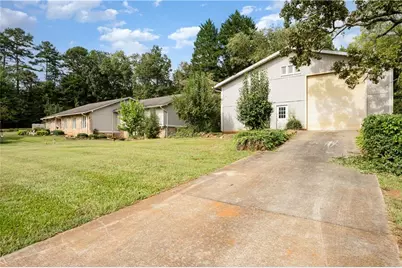 490 Addington Drive, Toccoa, GA 30577 - Photo 3