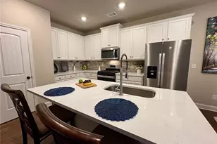 986 Lakeview Oaks Ct, Grayson, GA 30017 - Photo 9