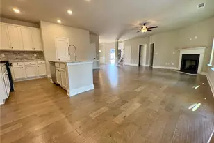 986 Lakeview Oaks Ct, Grayson, GA 30017 - Photo 9