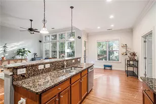 1065 Creekwood Cir, Madison, GA 30650 - Photo 13