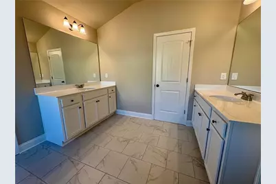 996 Lakeview Oaks Court, Grayson, GA 30017 - Photo 29