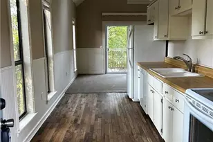 3836 Clubhouse Dr, Gainesville, GA 30501 - Photo 3