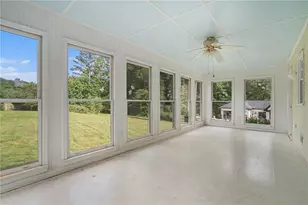 4390 Inns Brook Dr, Snellville, GA 30039 - Photo 11