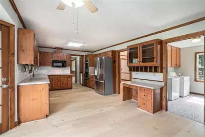 4390 Inns Brook Drive, Snellville, GA 30039 - Photo 3