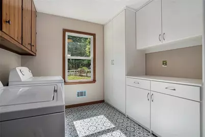 4390 Inns Brook Drive, Snellville, GA 30039 - Photo 23