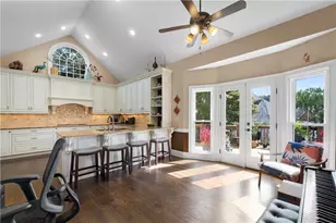 3613 Greystone Cir, Chamblee, GA 30341 - Photo 13