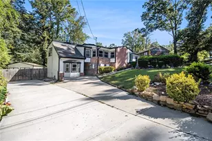 764 Caribbean Dr, Forest Park, GA 30297 - Photo 3