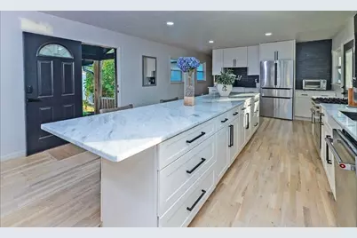 3807 Greenhill Drive, Chamblee, GA 30341 - Photo 9