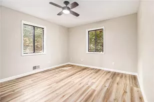 709 Willow Bend Dr, Jonesboro, GA 30238 - Photo 15