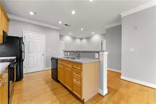 4201 Stratford Commons, Decatur, GA 30033 - Photo 9