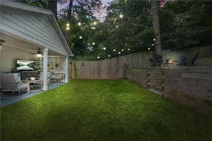 727 Holmes St, Atlanta, GA 30318 - Photo 27