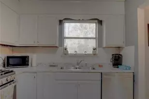 3468 Deer Trce, Lithonia, GA 30038 - Photo 5