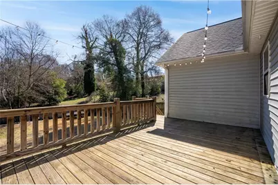 464 Holly Place, Gainesville, GA 30501 - Photo 13