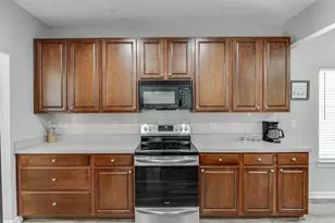 7804 Keepsake Ln, Flowery Branch, GA 30542 - Photo 13