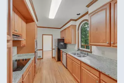 1020 Summer Oaks Close, Roswell, GA 30076 - Photo 13