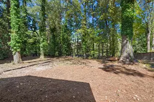 2115 Honeysuckle Ln SW, Atlanta, GA 30311 - Photo 41